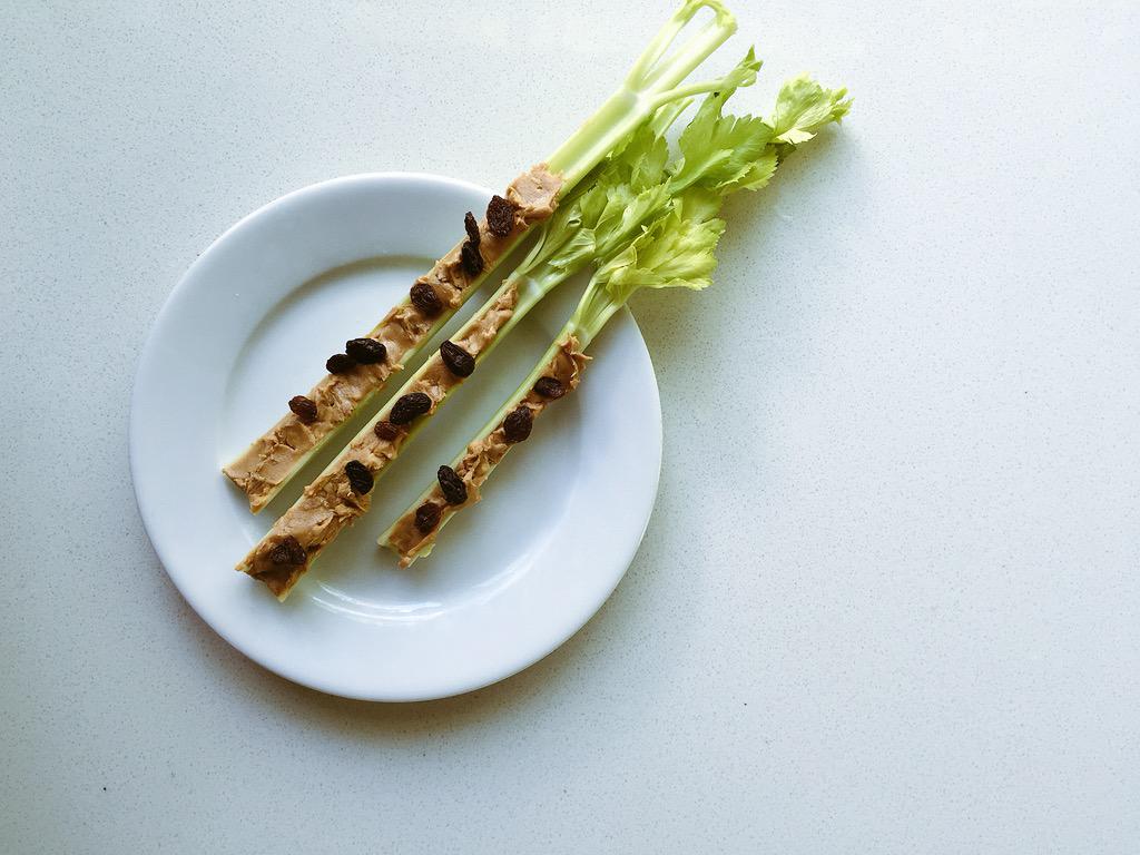 veekster's tweet image. #throwbacksnack