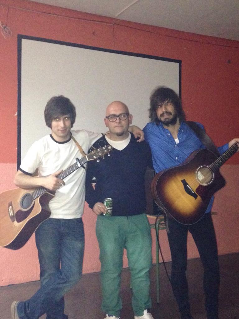 LeonStandby's tweet photo. Nuestro Bateria @torankano con el gran @Polesmusica cumple de nuestro amigo @hhoruss http://t.co/D40JyrRrmq