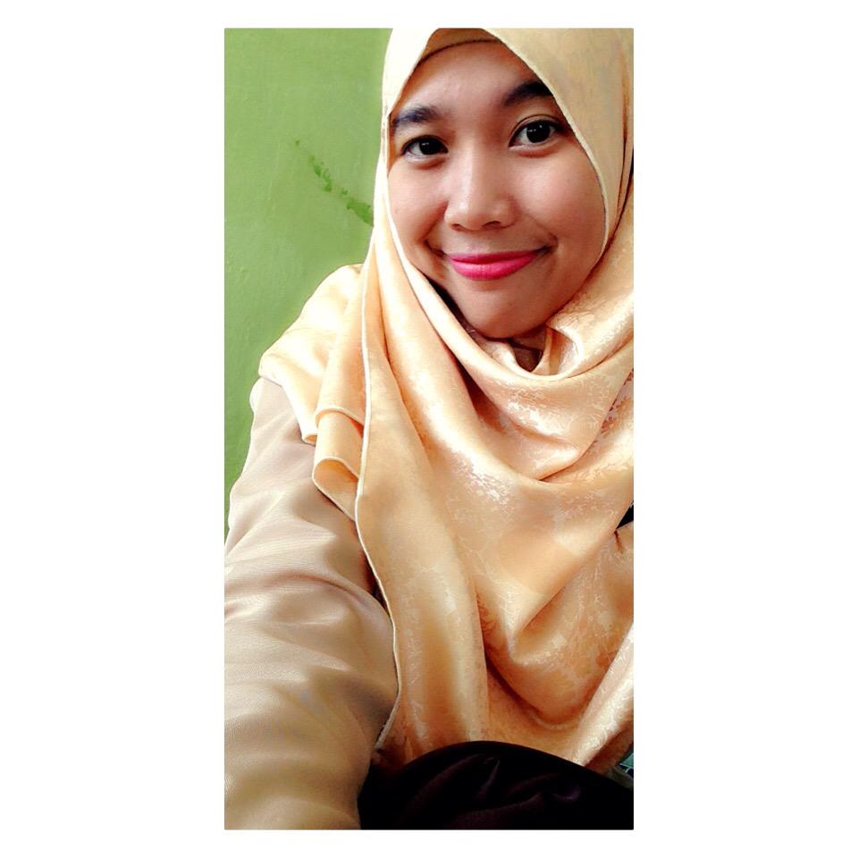 RaniSoller's tweet photo. Nyelpih http://t.co/JT2Vz50vjW