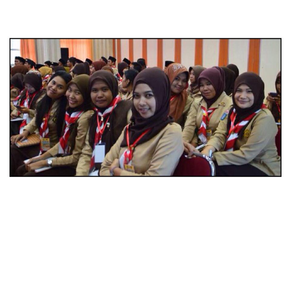 RaniSoller's tweet photo. Nyelpih http://t.co/JT2Vz50vjW