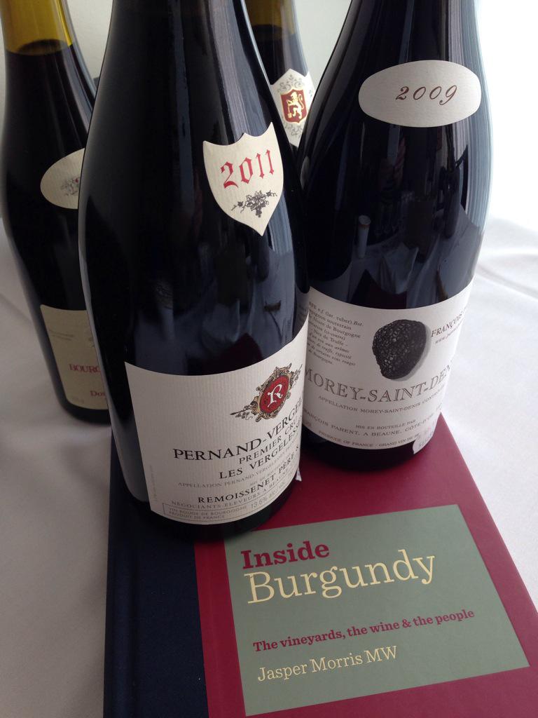 urban_vines's tweet photo. Bourgogne-bound for French Wine Scholar in #yyj @FrenchWineSoc @Ai_Wine @CruConsultancy  #blissahead http://t.co/SI7zlqhY2A