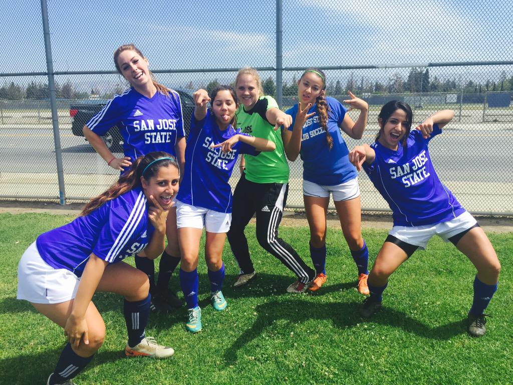ChelsaaySayWhaa's tweet photo. #wcw #phclove #phcsjsu #ΑΟΠ 💜 ΔΓ ΔΖ 😋❤️ http://t.co/NXMFqZMich