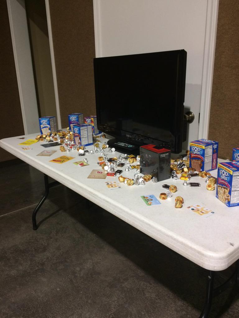FBCSenathYouth's tweet photo. Over $600 in cash and prizes. Come to the #FBCSenath #AfterPromBash for your chance to win. http://t.co/AiLR3392Zn