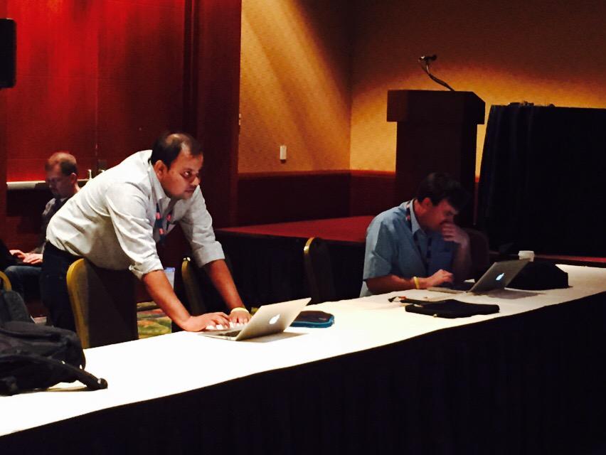 ap1kenobi's tweet image. First ever #OSS #hackathon is in full tilt @CSC #CSCTransform thanks @tjmcs1 @rickwilhelm for setting this up