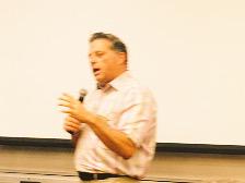 JuliaDilts's tweet photo. Thx @albertnapoli 4 hosting us @USCGreif New #Venture Seed Comp 2nite. Congrats to student #startups! @WildHorseLabs http://t.co/LnbGvrbwHy
