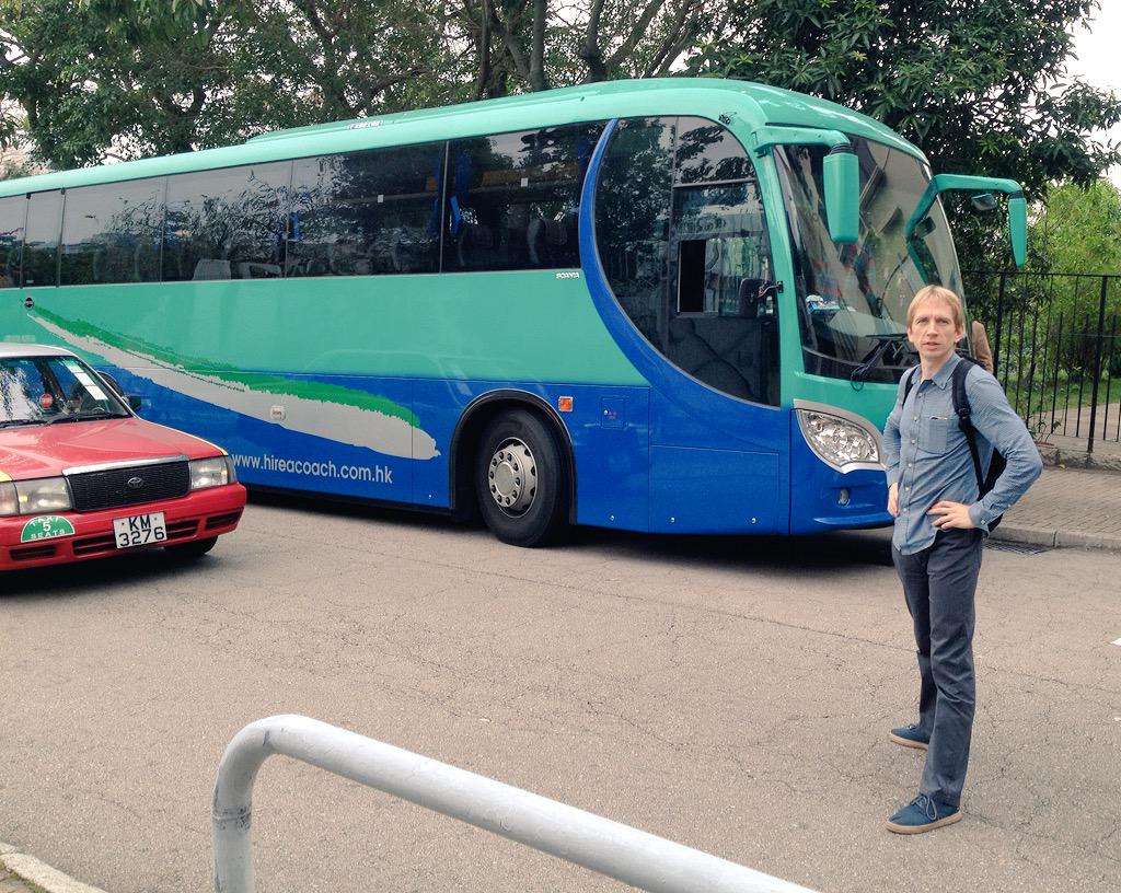 kidkidian's tweet image. What is this Finnish guy standing in the middle of the road? #behavioralArts @IlariKaila @IC_HongKong