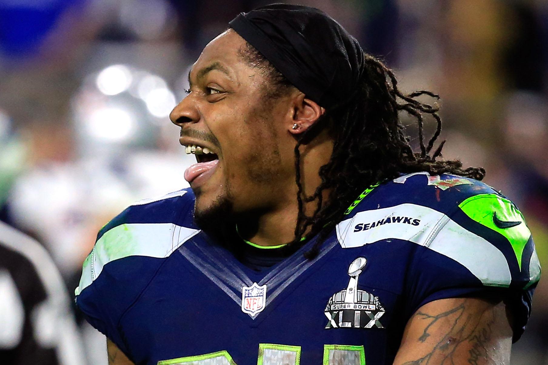 Happy Birthday Marshawn Lynch ( We\re just messageing this so we don\t get fined. 