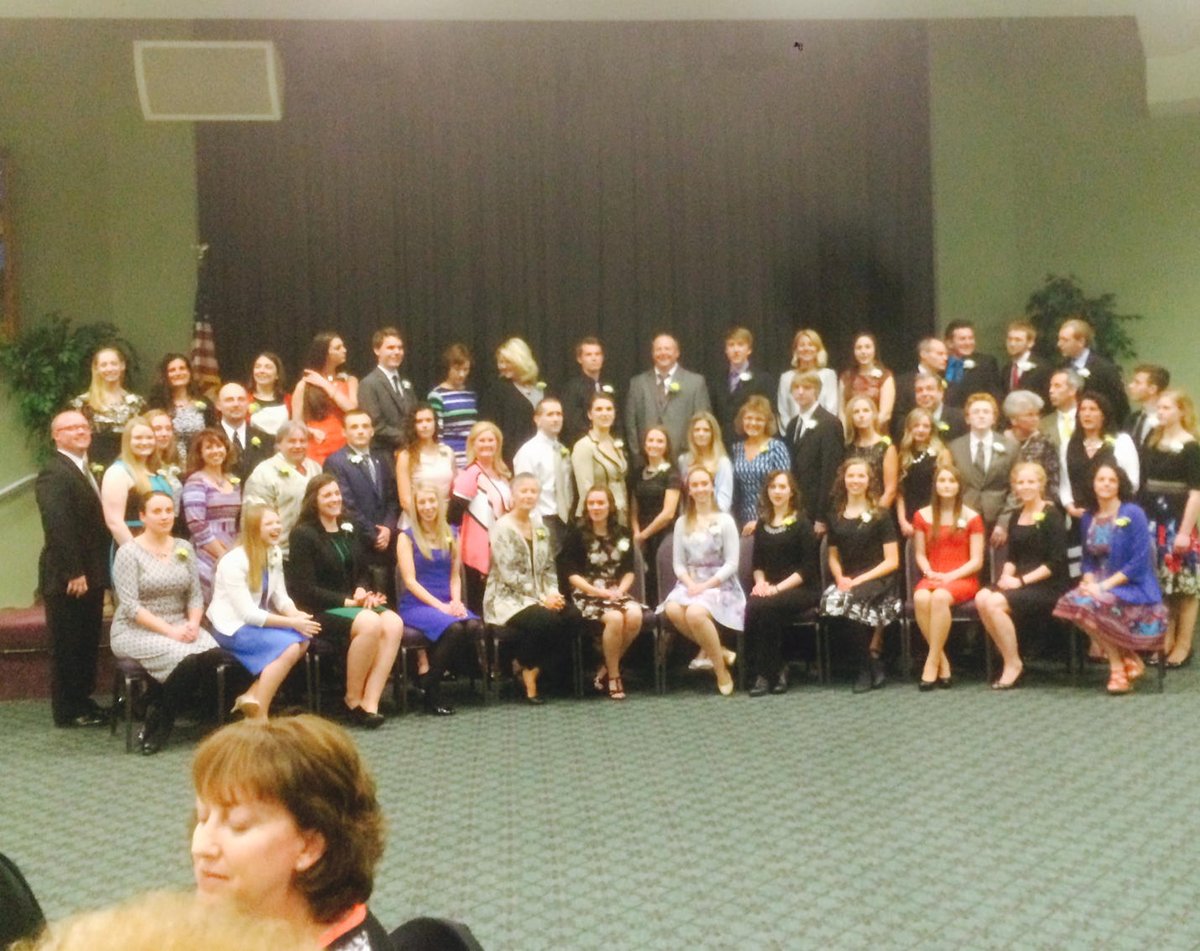 ecazantzes's tweet photo. Congrats to @PlainLocal top 26 Seeing our best and brightest always makes you feel hopeful about the future #goeagles http://t.co/E8mMfC8Tmn