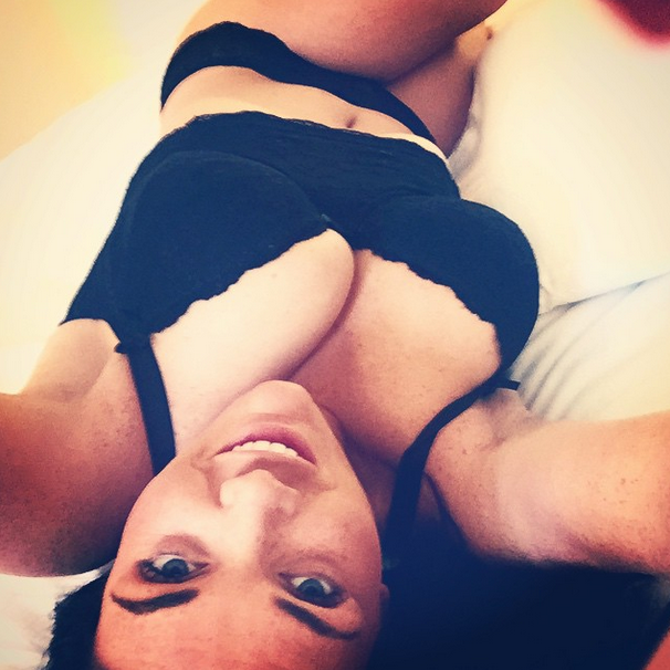 IG_Babes_'s tweet photo. British babe with #sexy #tits http://t.co/yuBICc5SVg