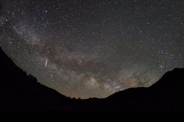 Lluvia de meteoros será visible esta medianoche en el hemisferio norte: bit.ly/1DQfCd5 Vía @inter_pl
