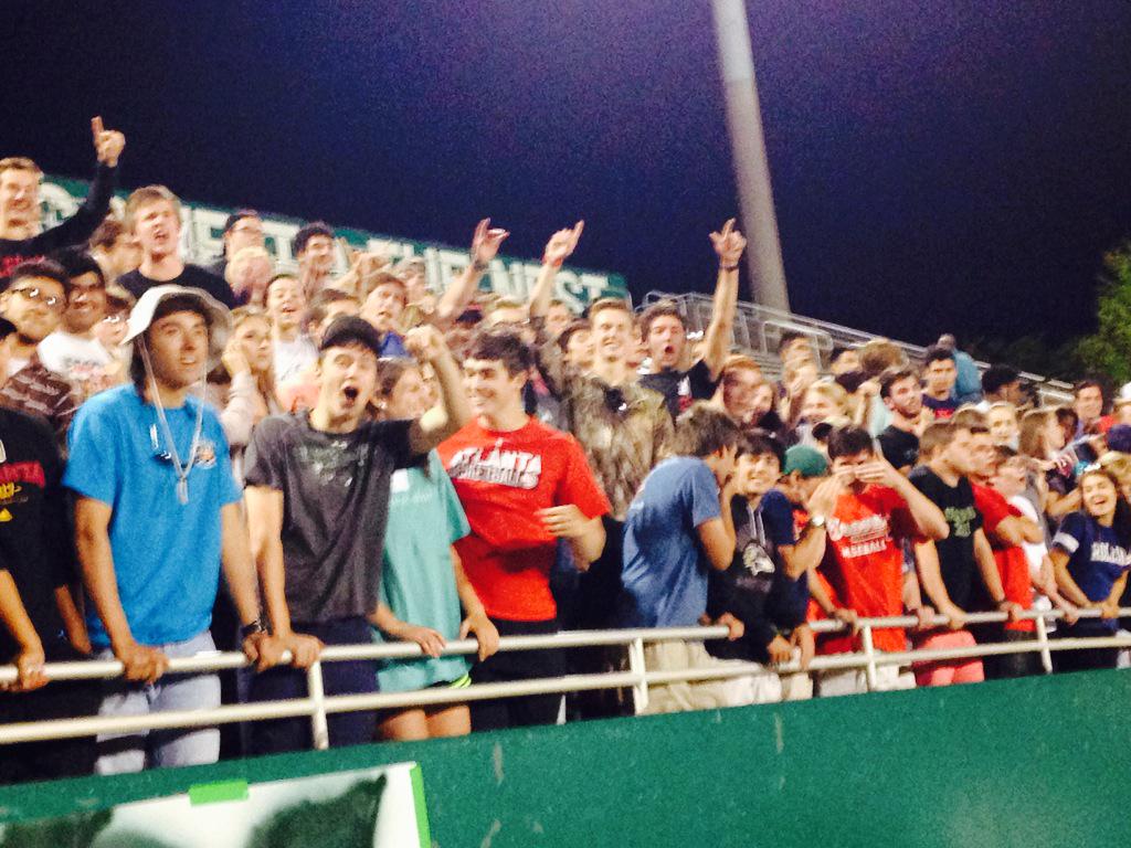 Jerome_Huff6125's tweet photo. Boys soccer team and fans - I'm blown away! Hornets win 1-0 over #1Chattahoochee! Turn up Roswell!! http://t.co/VtIiR899ei