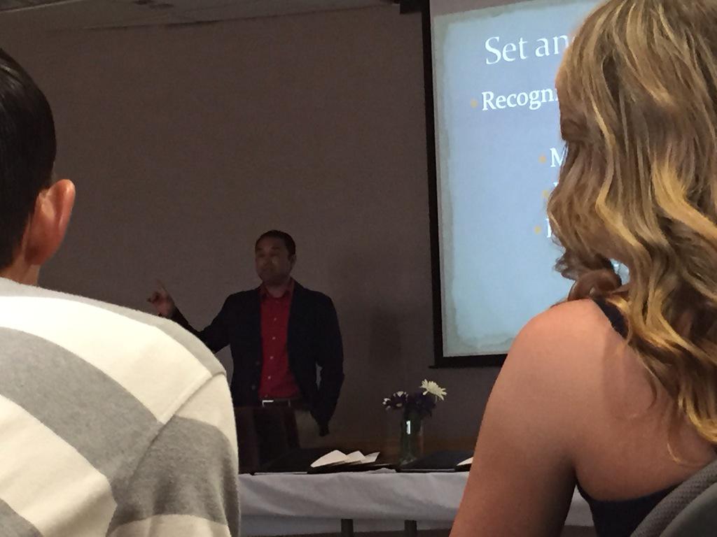 Gabe4Target's tweet photo. Had a great time motivating the Daniels Fund Scholarship students tonight at New Mexico State University. http://t.co/l9wjjTvOPN