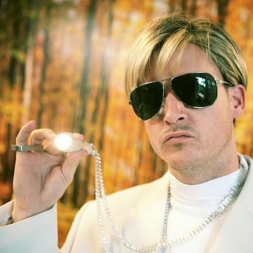 JRaffel1's tweet image. Bobby Light @robdyrdek #DoYouRight