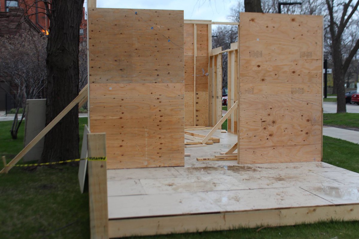 iitindo15's tweet photo. Check out the progress of our #mockup #building! http://t.co/Ozd5d7xObb