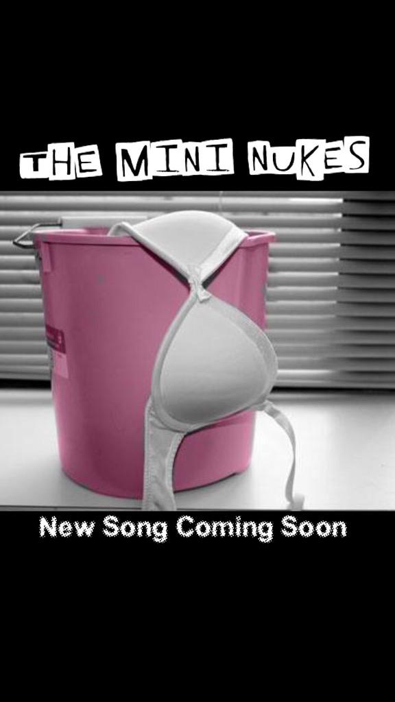 themininukes's tweet photo. Keep your ears pricked up for this one I'm sure your all going to love it #newsong #upthenukes #unsigned #leicester http://t.co/4fsGAgmtBY