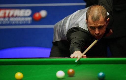 Happy 36th birthday to Barry Hawkins - who beat Matthew Selt on Monday to reach World Championship second round. 