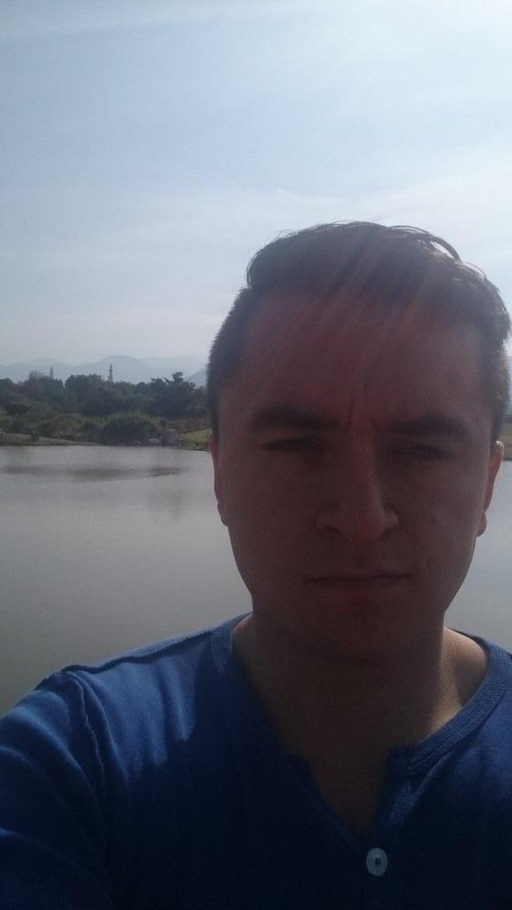 darwin_leon's tweet photo. Encuentro HB http://t.co/6lDLEOuZ2k