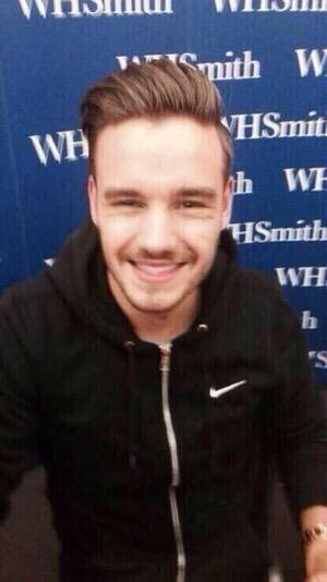 OhThe1dFans's tweet image. #IsraelIsStillWaitingFor1D מלאך