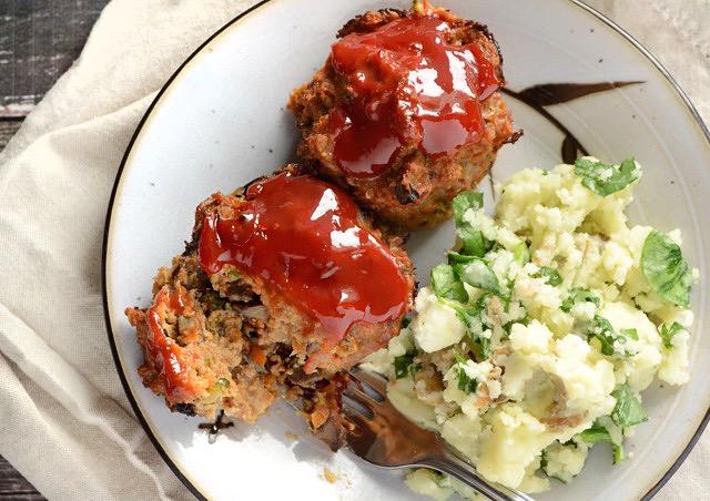 coolinaryR's tweet image. Meatloaf wish Mashed Potato - Coolinary Recipes coolinaryrecipes.com/meatloaf-mashe…
#meatloaf #foodrecipes #meatball #healthyfood