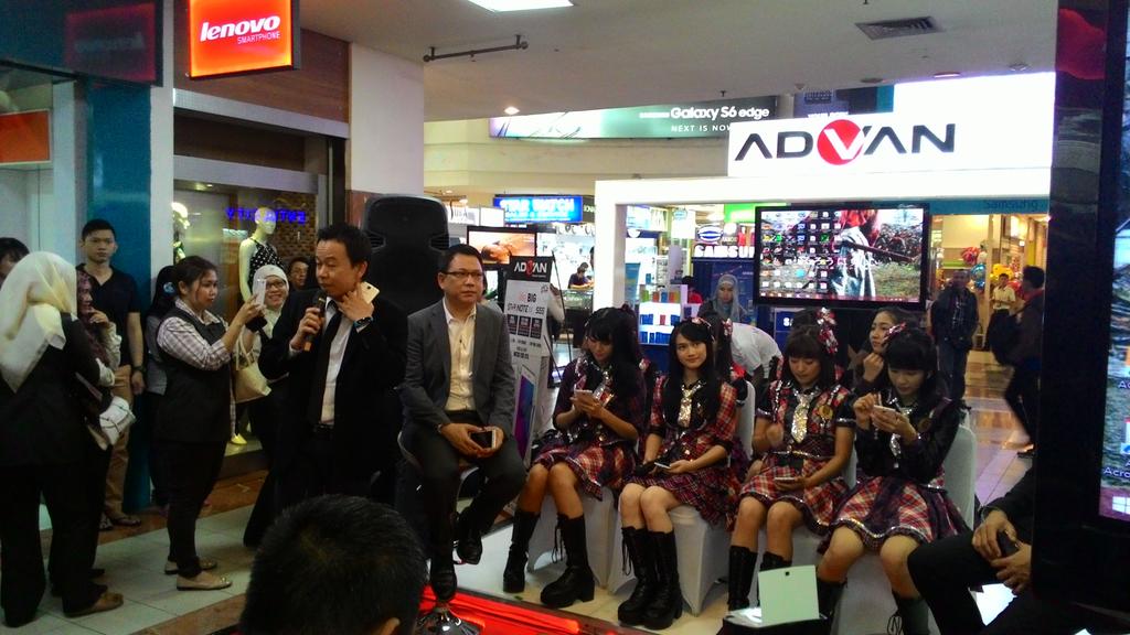 advan_id tweet media