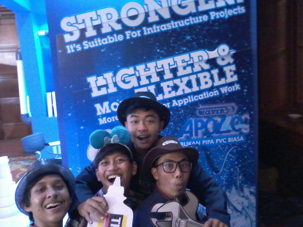 HMTL_STTST's tweet photo. Ayo pake Pipa Wafin APOLLO dan PVC-O eksis dulu @dbo_indonesia #kuisDBO #WavinApollo http://t.co/12coCeO17t