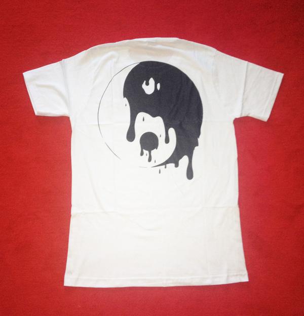 Hookoutlet's tweet photo. OLOF T-SHIRT INFECTED IDR120K SMS ORDER 085790260620 PIN 7D599F37 http://t.co/iZY0Rgzi2T