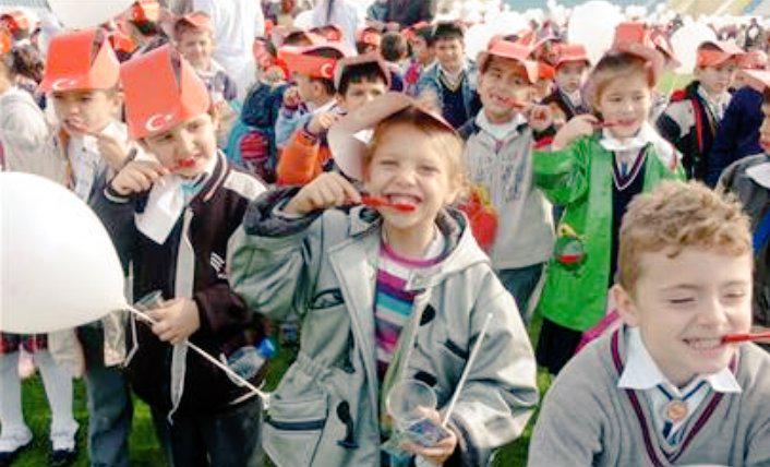 #TBMM açılışının95.yıldönümü #23NisanUlusalEgemenlikveCocukBayramı kutlu olsun! Geleceğimiz çocuklar sağlıkla büyüsün