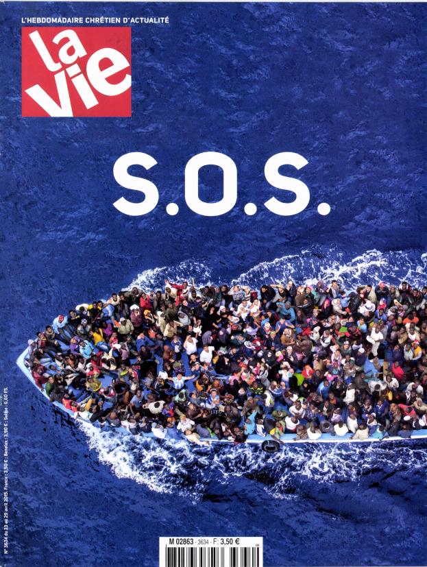 Leblogtvnews's tweet image. SOS en Une de La Vie.
Plus jamais ça en couv' de Pélerin, autre magazine chrétien.
#migrants