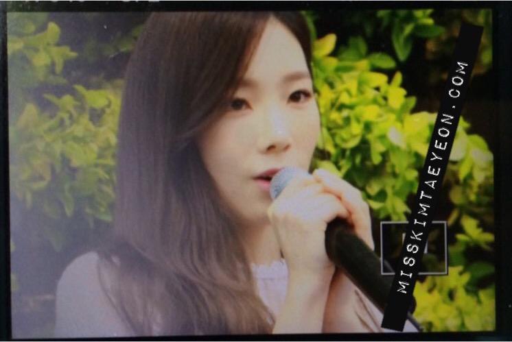 [PIC][23-04-2015]TaeYeon ghé thăm cửa hàng mỹ phẩm "NATURE REPUBLIC" ở Myeongdong vào trưa nay CDQOXzTUkAAL2ro