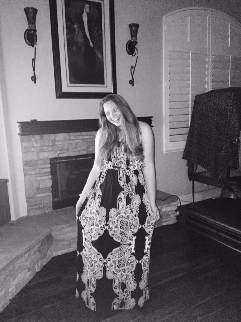 jillianernest's tweet photo. And no matter how terrible the day was I will still smile βΊοΈππ #15yearsofme #HappyEarthDay #happybirthdaytome http://t.co/FriJePcNDm