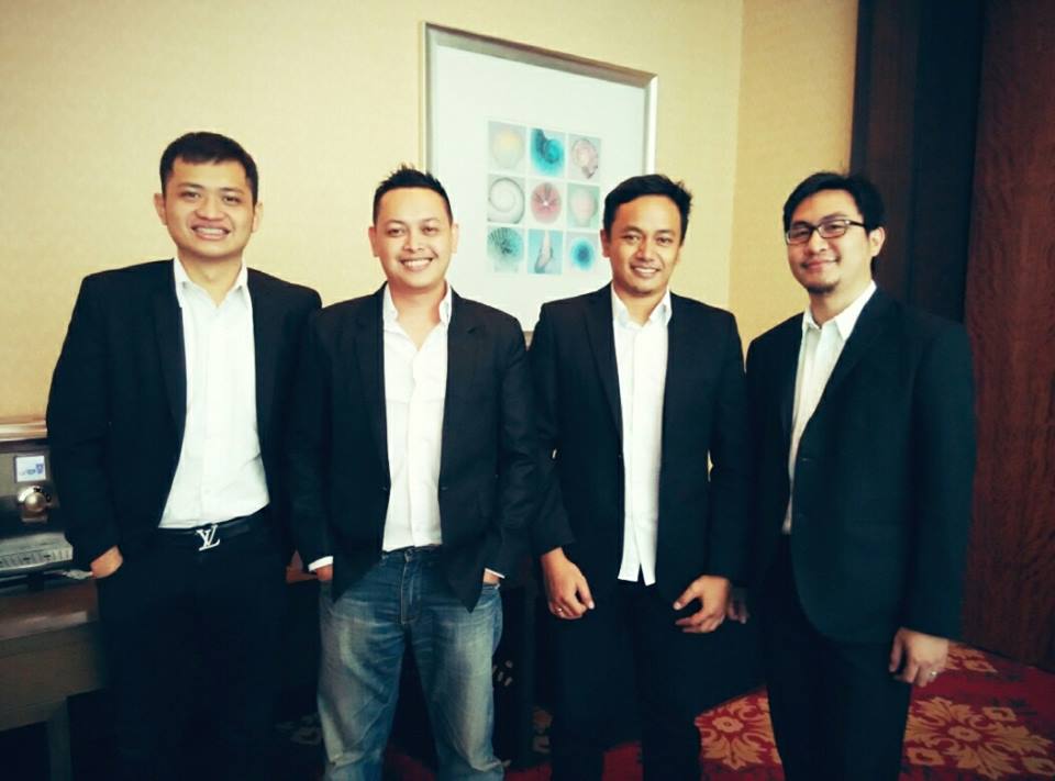 Thursday night with the dream team <a href="/FannyKuncoro/">Fanny Kuncoro</a> feat <a href="/MissAmeliaOng/">• AMELIA •</a> 7.30pm. +62 21 2995 9050