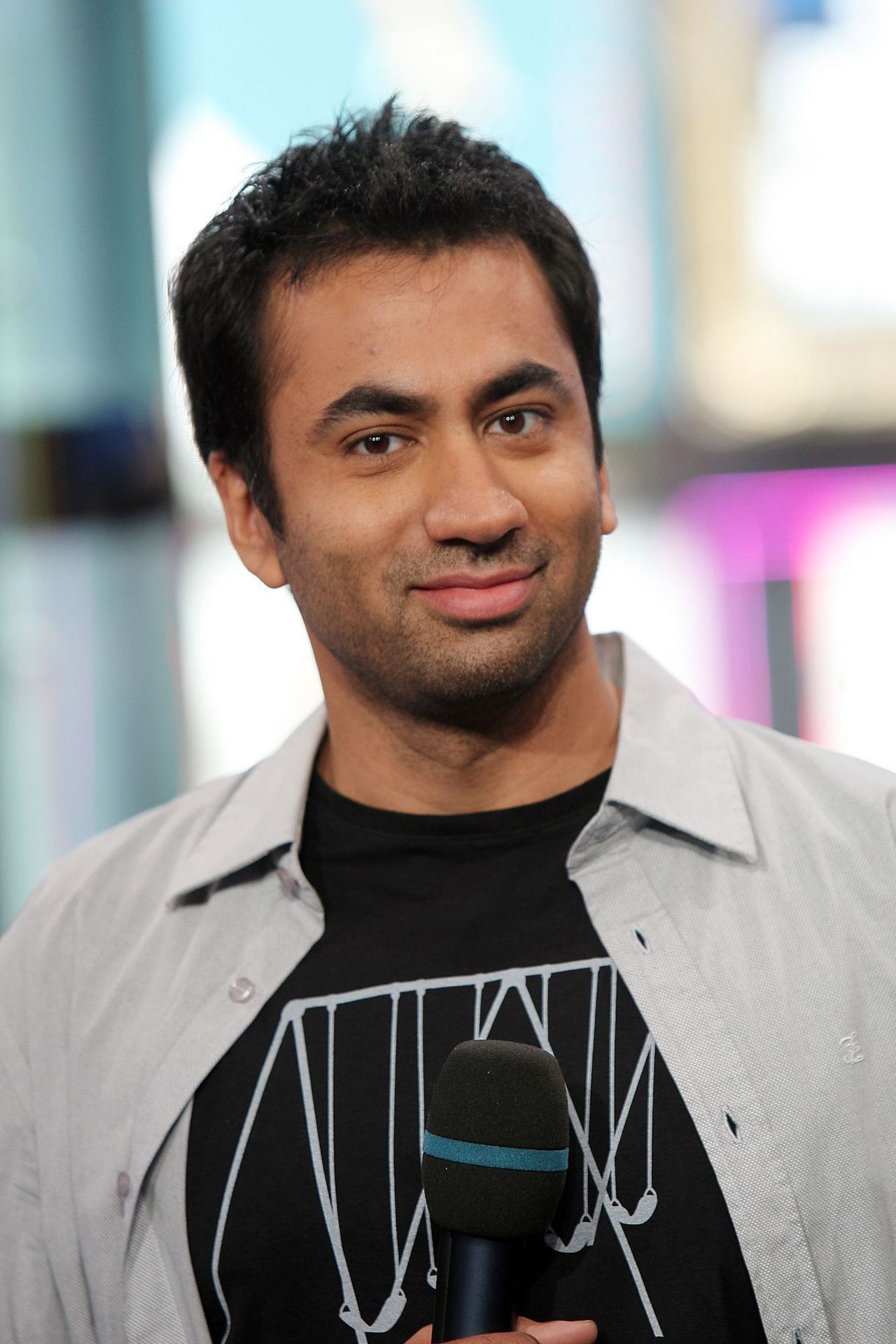 Happy Birthday to Kal Penn, who turns 38 today! 