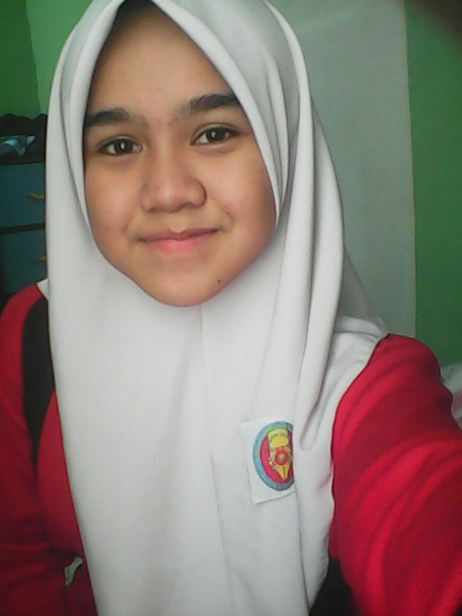 missyecha_'s tweet photo. Yeah!  Sxhool -,- http://t.co/qWrpwG9OJf