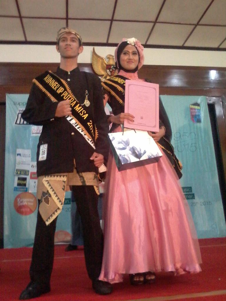 osismisa's tweet photo. DAN INILAH RUNNER UP #PAPIMISA2015! RADITA JIHAD DAN SALMA ELFAJRI! WOW SELAMAT YAA. #GRANDFINALPPM2015 http://t.co/dRcOzyS6KG