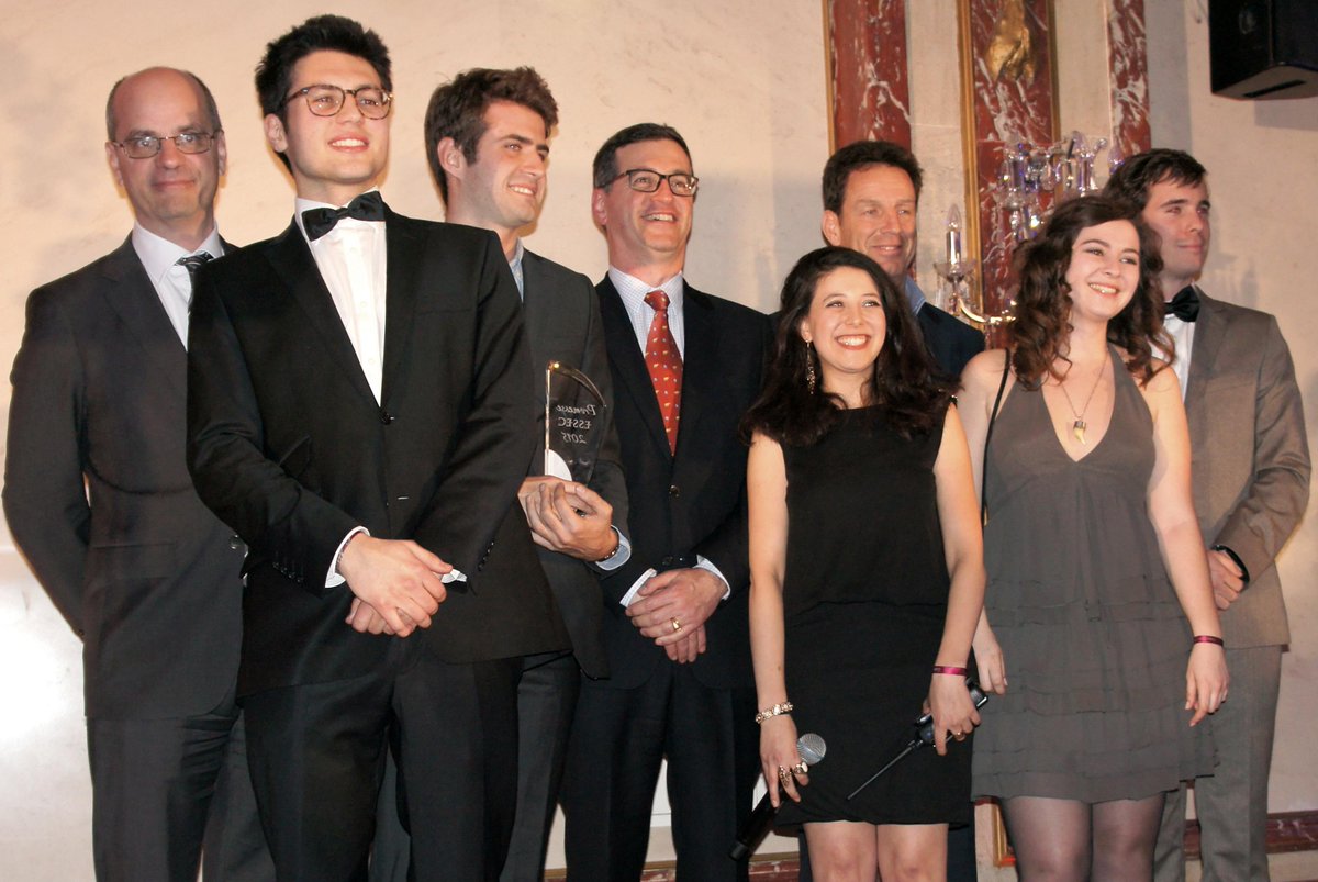 ESSEC Business School tweet media