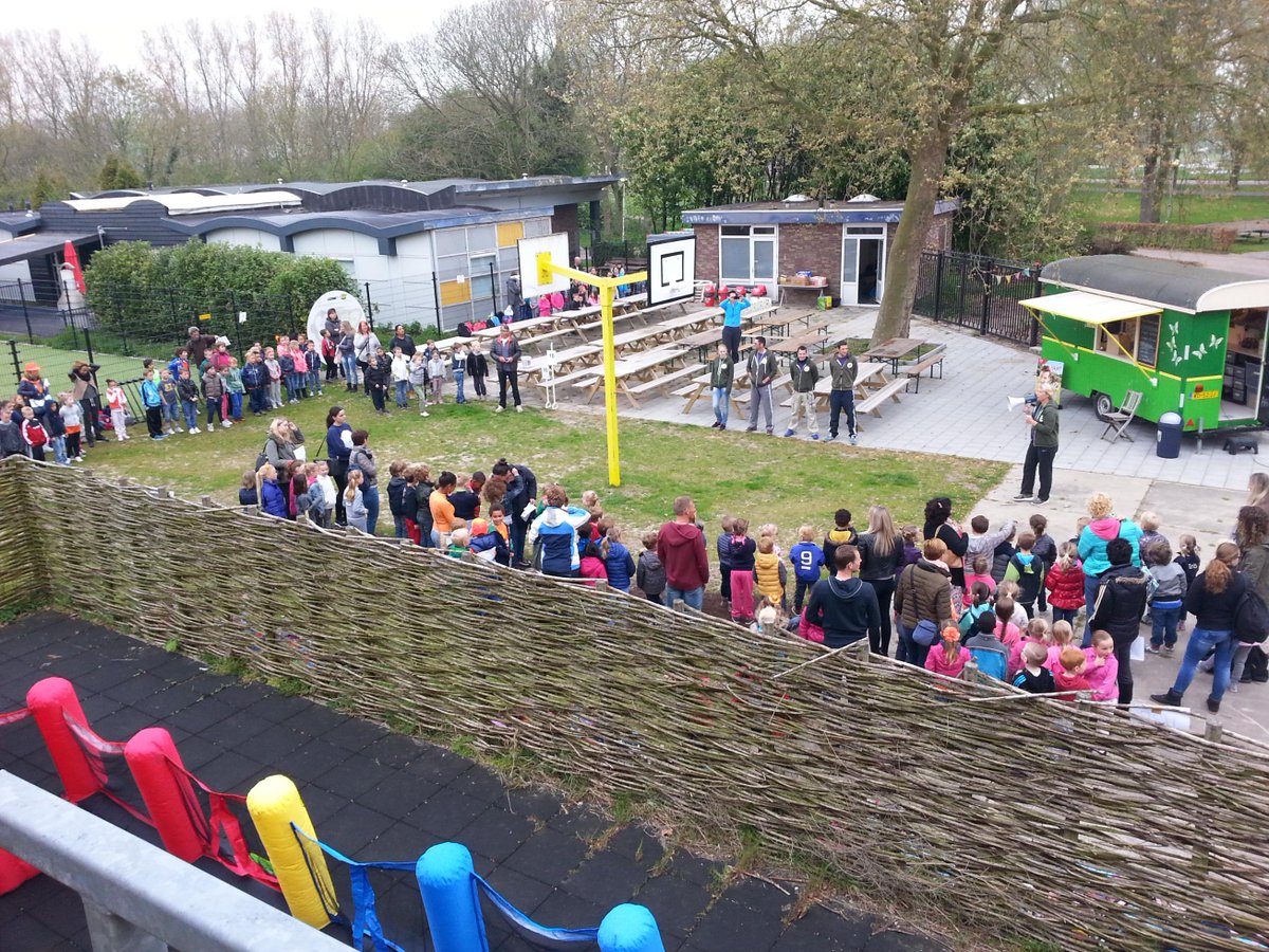 #koningsspelen #2015 #albrandswaard. De Parel heeft vandaag de koningsspelen op @AAPavontuurPark en #gamerensport