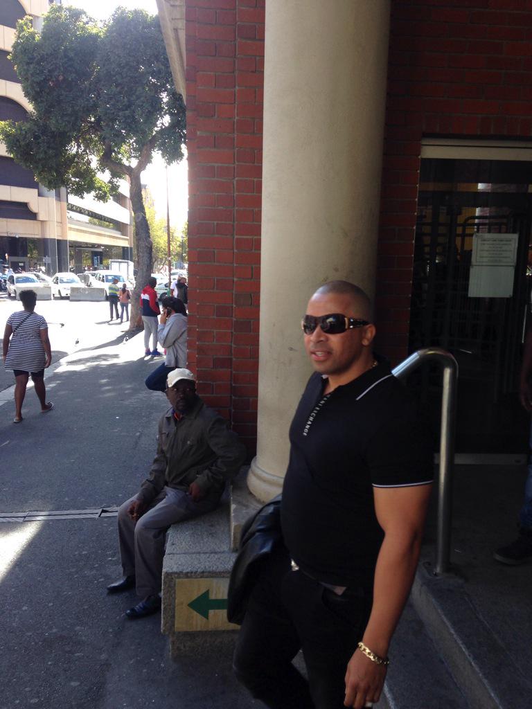 ewnreporter's tweet photo. #CTguns Alleged 28s gang kingpin Ralph Stanfield leaving court. SF http://t.co/wVkXa9QvQo