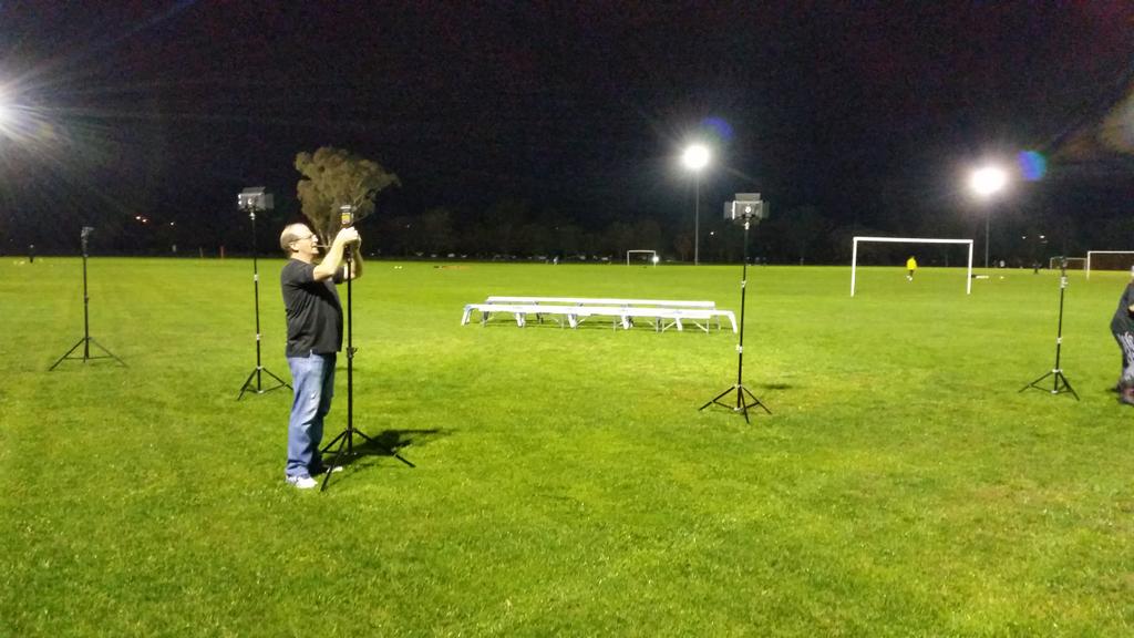 tufc_tuggies's tweet photo. Club Premier League photo tonight. Men's &amp; Women's together for first time. #MTPhoto @CapitalFootball @TheWorldGame http://t.co/pczoOUrt3q