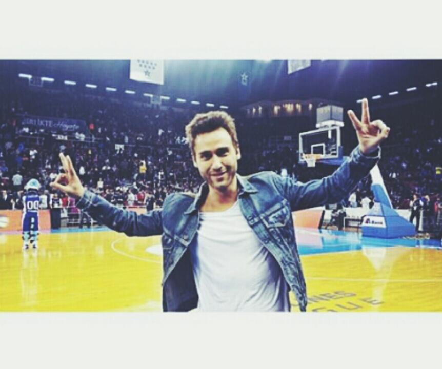 Seckin__Ozdemir's tweet photo. #23NisanUlusalEgemenlikveCocukBayramı  😍😍😍 #SeckinOzdemir #new #HayırlıKandiller  💞 @SeckinOzdemir 💗 http://t.co/eNCYLSH46S