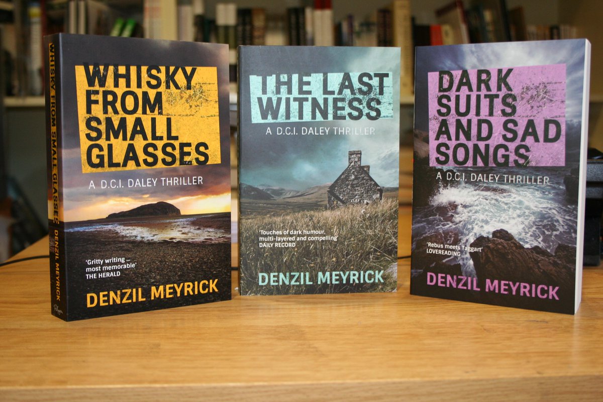 PolygonBooks's tweet photo. One big happy family. :) @Lochlomonden #dcidaley #thriller #darksuits #whiskyfromsmallglasses #lastwitness http://t.co/mztdQHU5XL