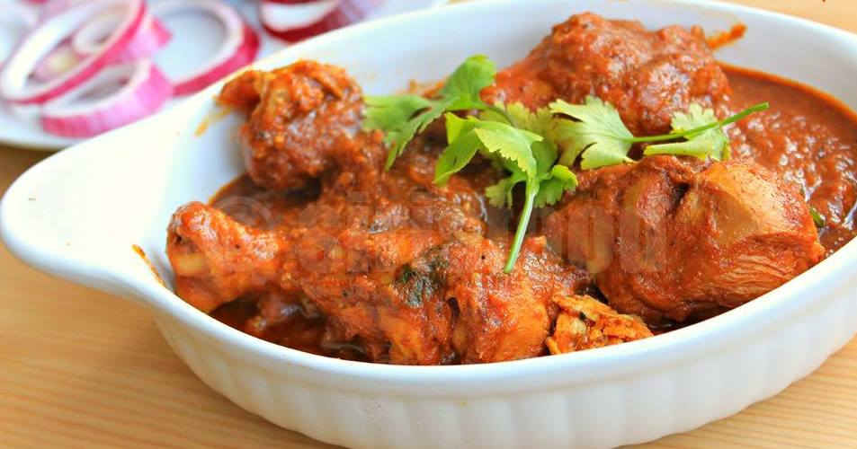 circleoffood2's tweet photo. #Kolhapuri #Chicken #Curry|#Indian Chicken #Recipe 

 #Spicy #Yummy  #Lovely #Rich #Tasty #Delicious #Awesome http://t.co/U87CiKQFd9