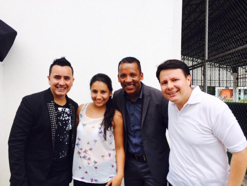 Santofimioofic's tweet photo. Ya somos parte de  #UnMillonAmigosPorLaAmazonia @dvortega @VerdEcuador. Únete!! http://t.co/KqW8uNjGVO