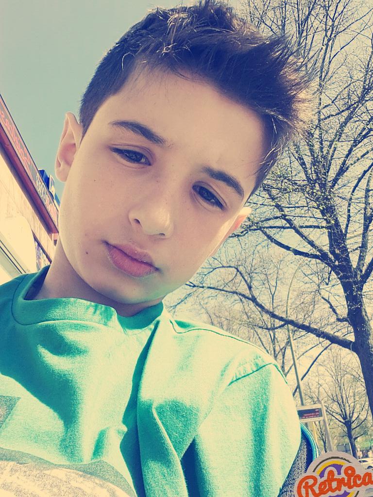 bode259's tweet photo. Ig War beim Friseur http://t.co/NAc4jTlzuq