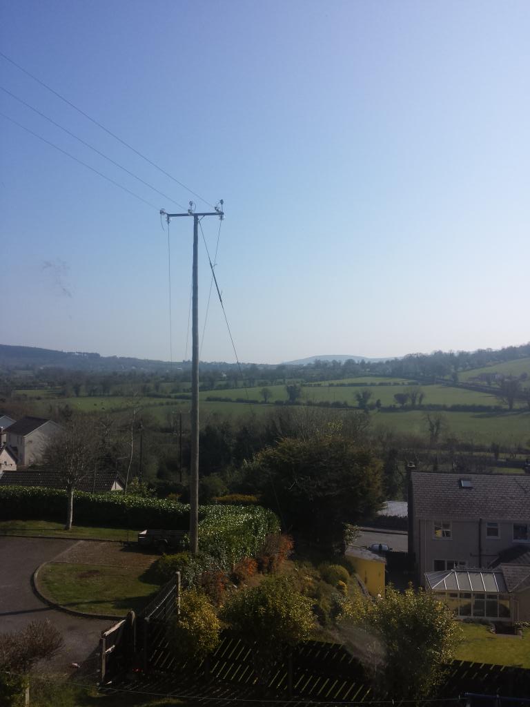 ciandooley95's tweet photo. Woke up to another lovely morning! Now to get ready to go to college #Sun #College #Student #Ireland http://t.co/hB2gqkLh1V