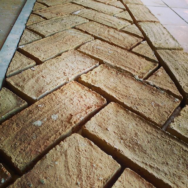 OyeMe_estudio's tweet photo. Colocación de material #enobra #arquiandaluces
Visitamos ampliación de vivienda
#arquitectura #construccion #doshe… http://t.co/TDHyrp9UL7