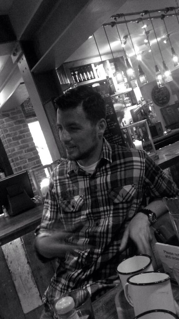 em_rose's tweet photo. #weekendwednesday #pissheads http://t.co/jxsVAMF17h