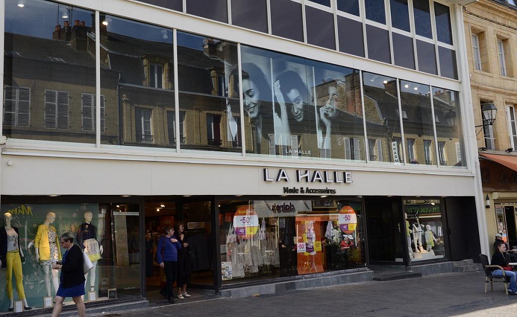 _lunion's tweet image. Mauvais nouvelle les #Ardennes : les magasins La Halle pourraient fermer cet été bit.ly/1zPxTTQ