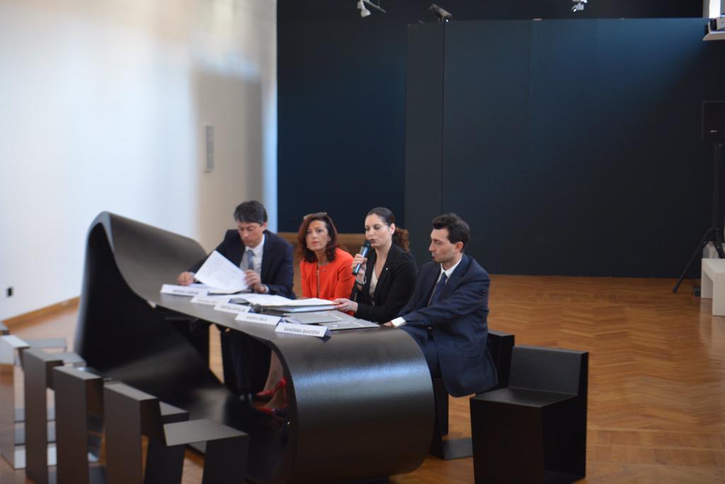 F_Stelline's tweet image. .@cappellini_c "Non pensiamo l'#HubLeonardo come un progetto per Expo ma a partire da #Expo"