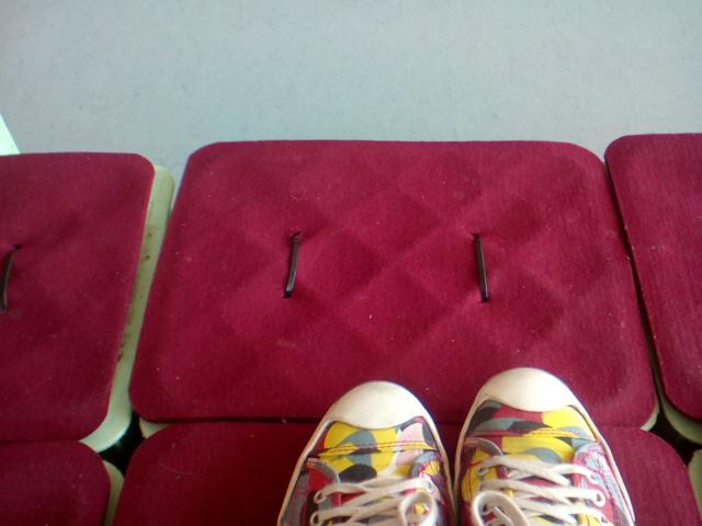xnataxlax's tweet image. Chillin in school... 
No lesson :)
#nolesson #freetime