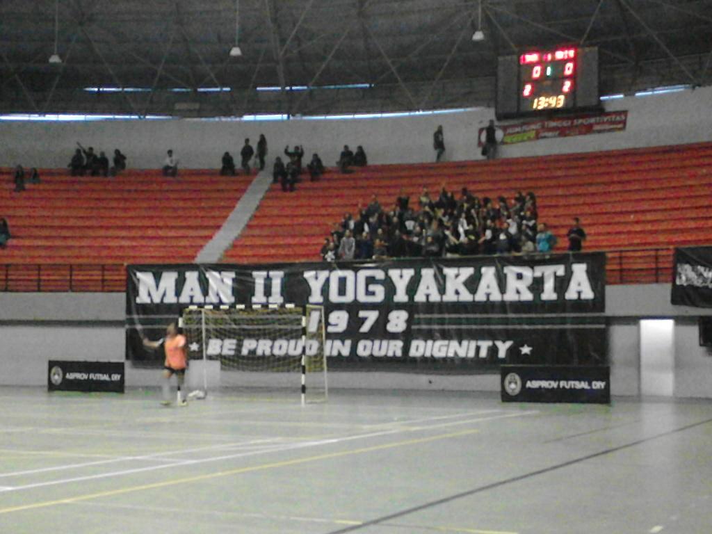 safl_sap's tweet photo. Kami selalu ada di sini~~ Cc : @MANYOGYAKARTA2 http://t.co/COTL8Meiz5